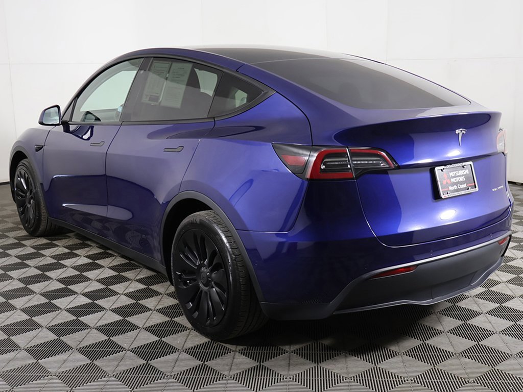 Used 2020 Tesla Model Y Long Range image 10