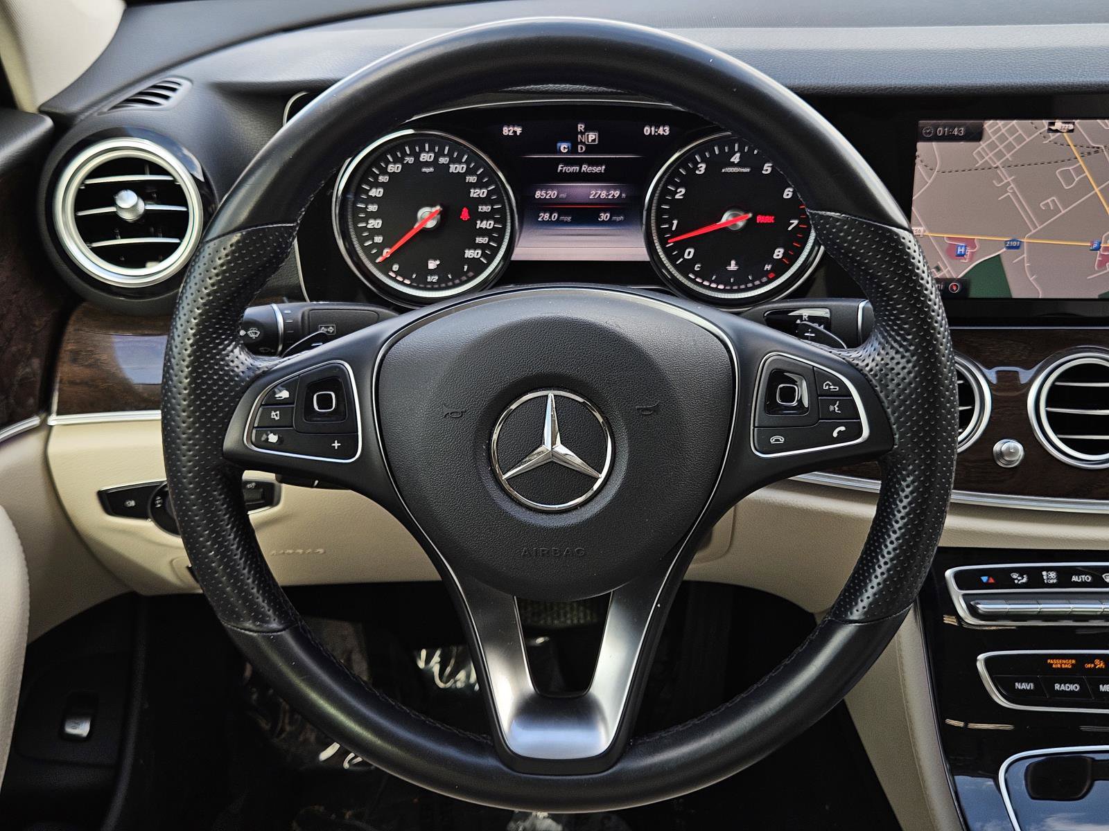 Used 2017 Mercedes-Benz E 300 image 15