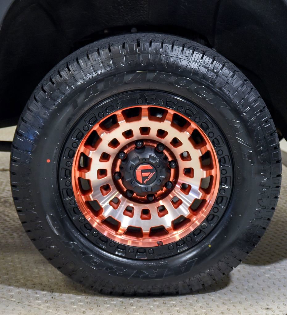 Used 2020 Chevrolet Silverado 2500 LT w/ All Star Edition image 13