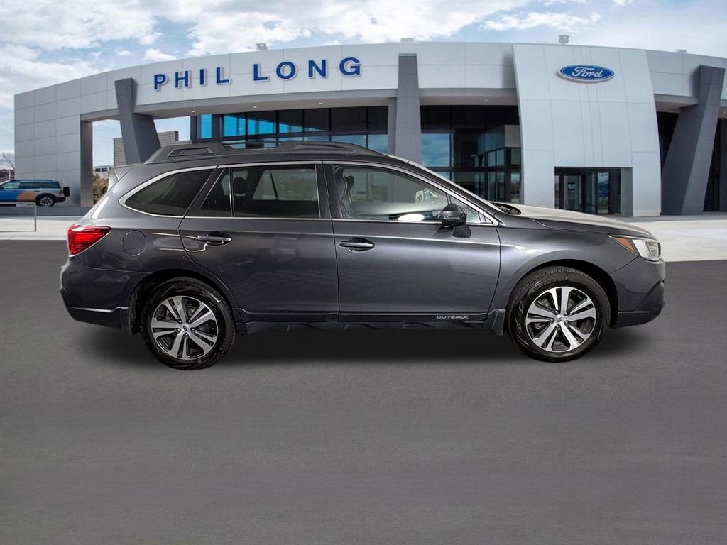 Used 2018 Subaru Outback 2.5i Limited image 6