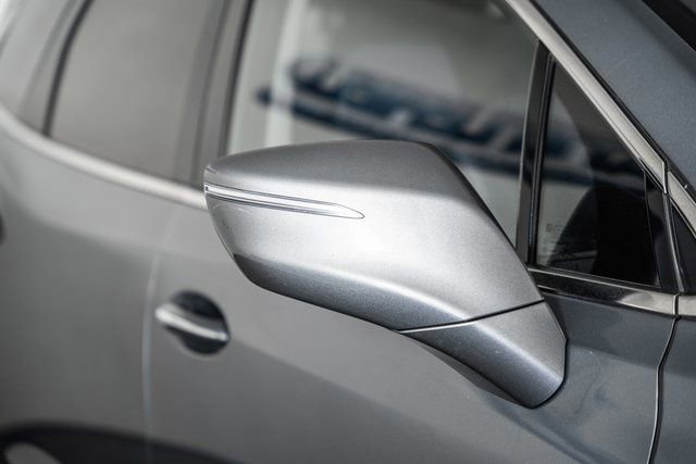 Used 2020 Buick Enclave Essence image 16