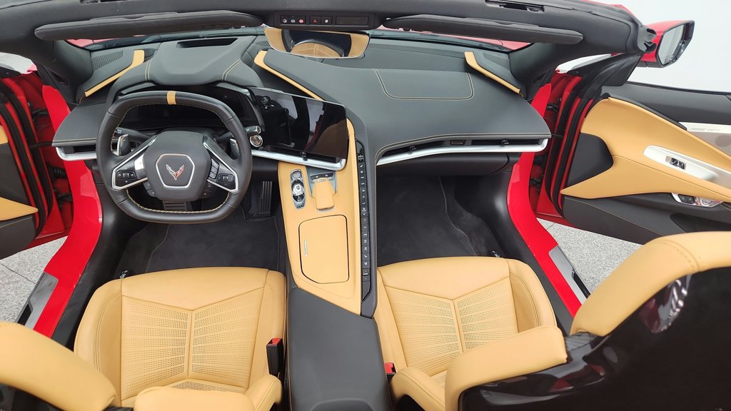 Used 2023 Chevrolet Corvette Stingray Preferred Conv w/ Z51 Performance Package RWD image 41