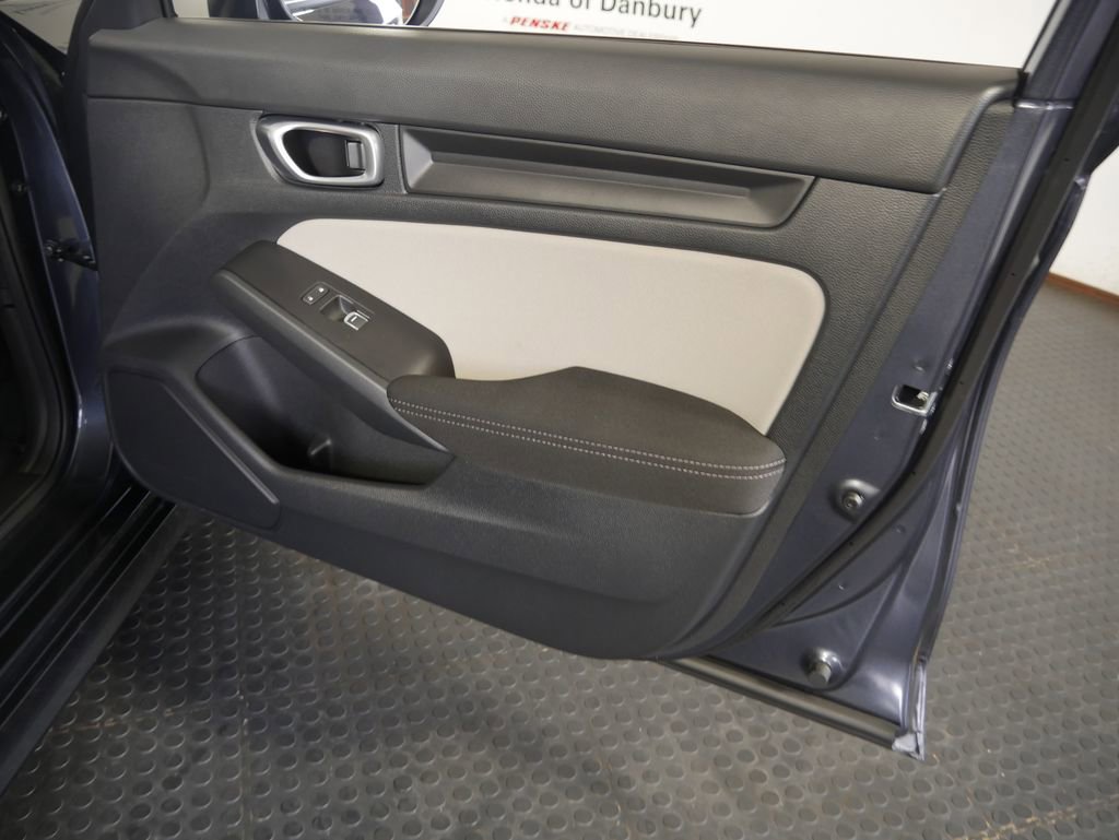 Used 2023 Honda Civic LX image 5