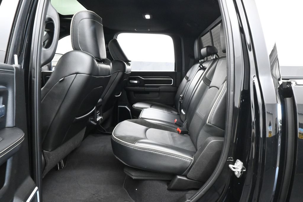 Used 2024 RAM 2500 Laramie w/ Night Edition AWD/4WD image 32