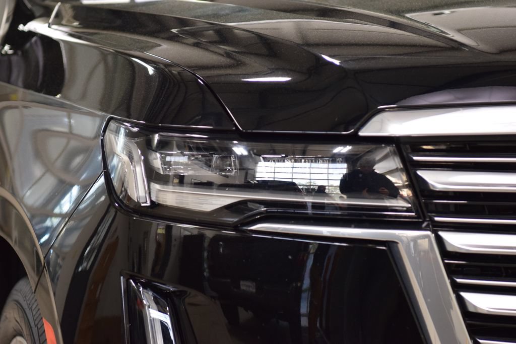 Used 2024 Cadillac Escalade ESV Premium Luxury Platinum AWD/4WD image 10