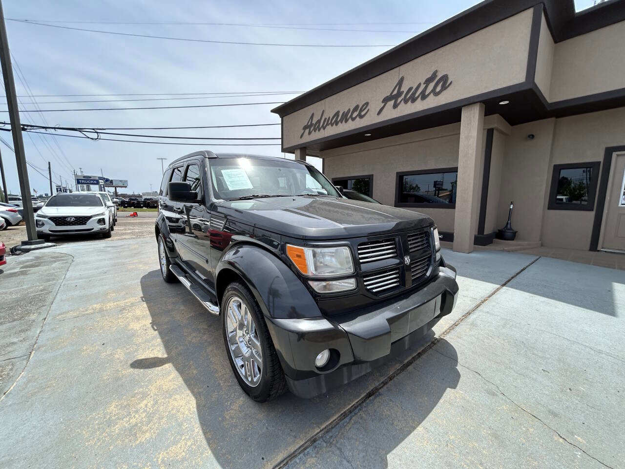 Used 2011 Dodge Nitro Heat RWD image 2