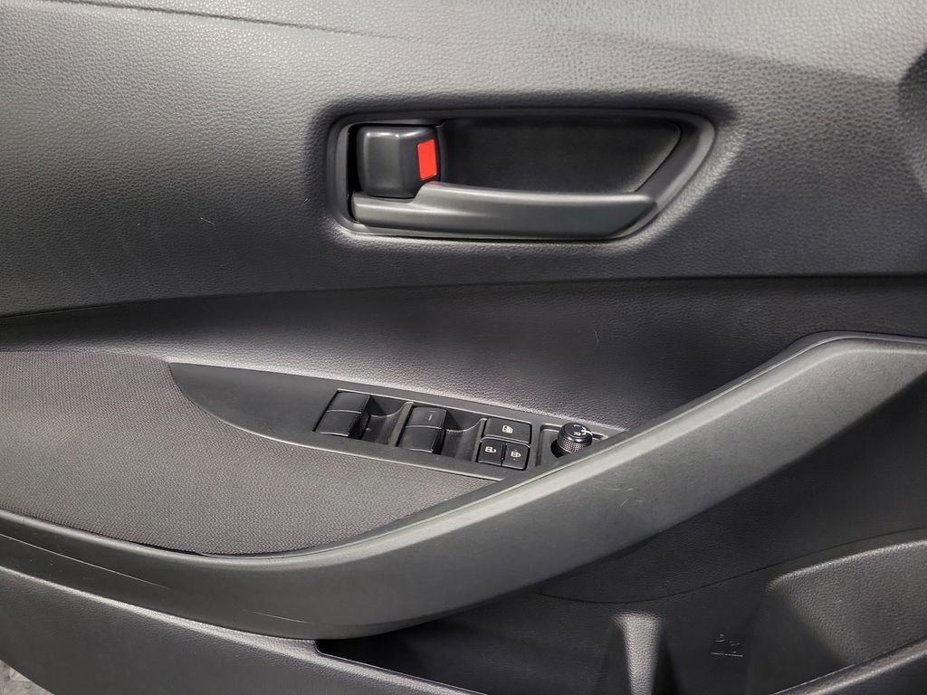 Used 2024 Toyota Corolla LE image 18