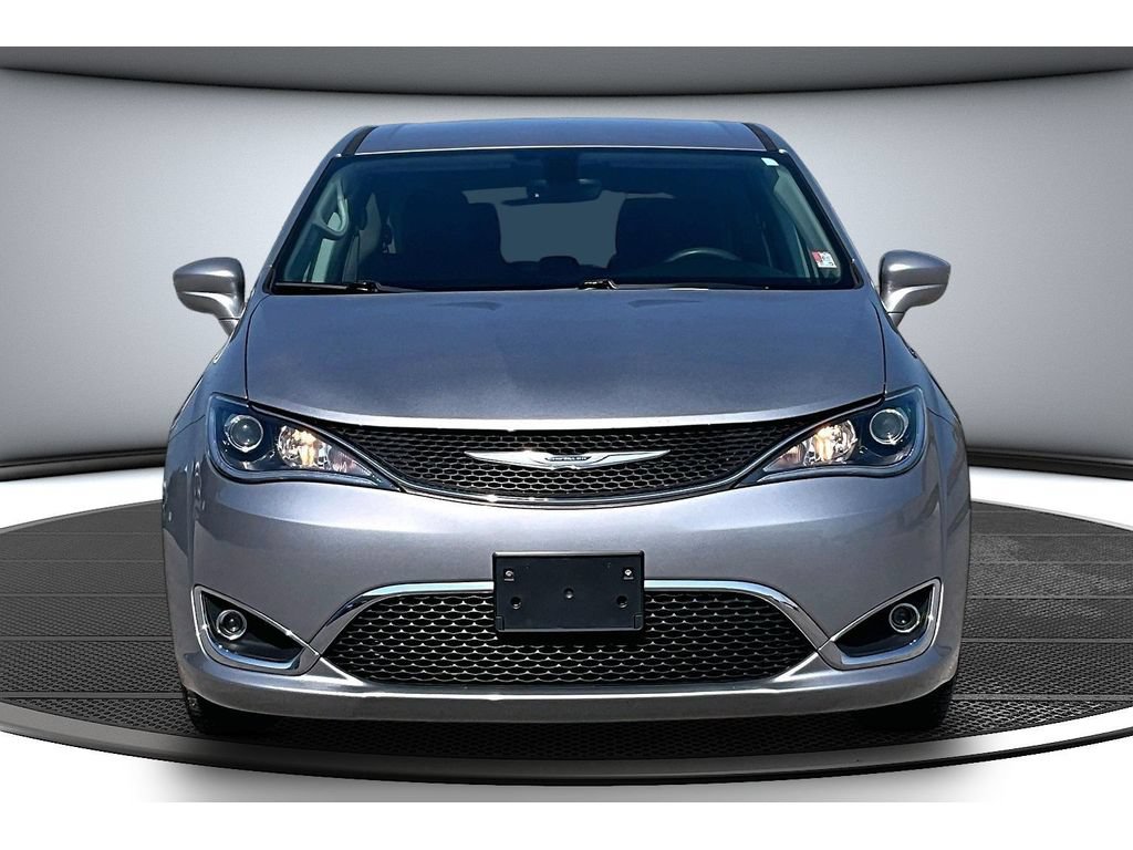 Certified 2019 Chrysler Pacifica Touring Plus FWD image 4