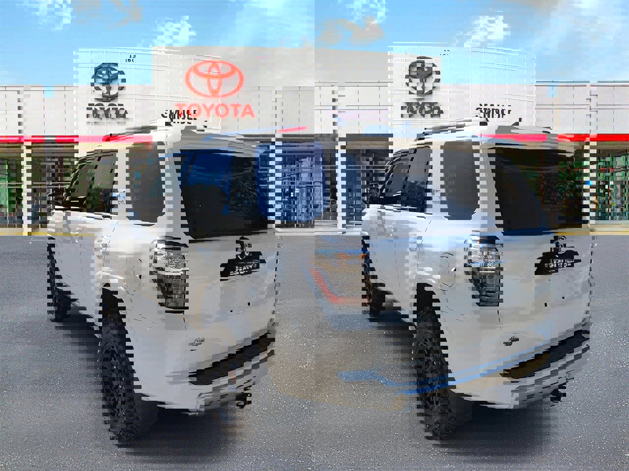 Used 2023 Toyota 4Runner TRD Off-Road Premium image 4