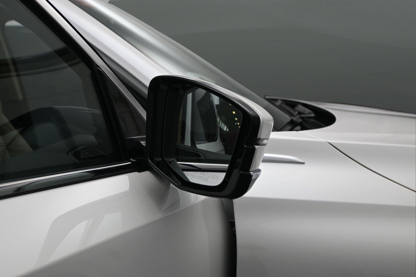 Certified 2025 Acura MDX SH-AWD image 18