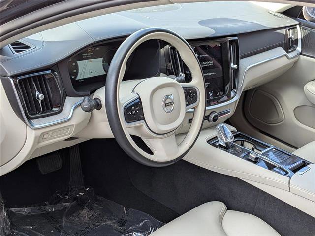 Used 2022 Volvo S60 T8 Inscription w/ Advanced Package image 10