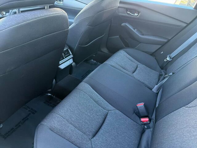 Used 2025 Honda Accord LX image 15