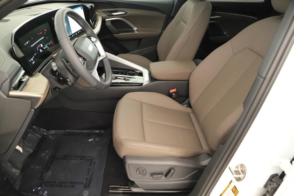 New 2025 Audi Q5 Premium image 23