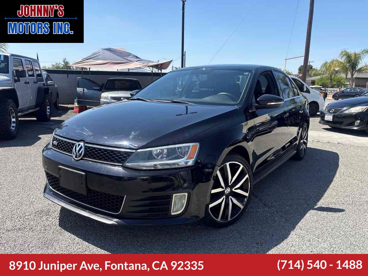Used 2012 Volkswagen Jetta GLI FWD image 1