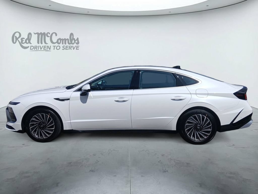 New 2026 Hyundai Sonata Limited FWD image 2