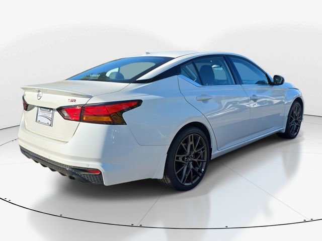 New 2025 Nissan Altima 2.5 SR image 10