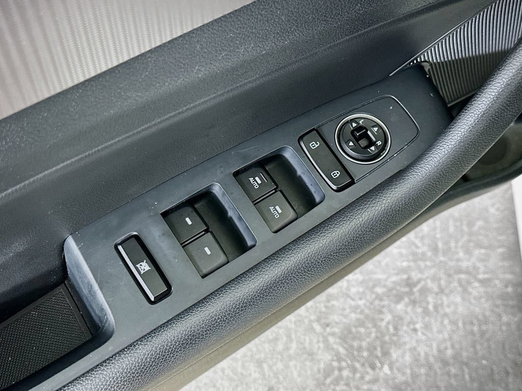 Used 2019 Hyundai Sonata Sport w/ Tech Package 03 FWD image 20