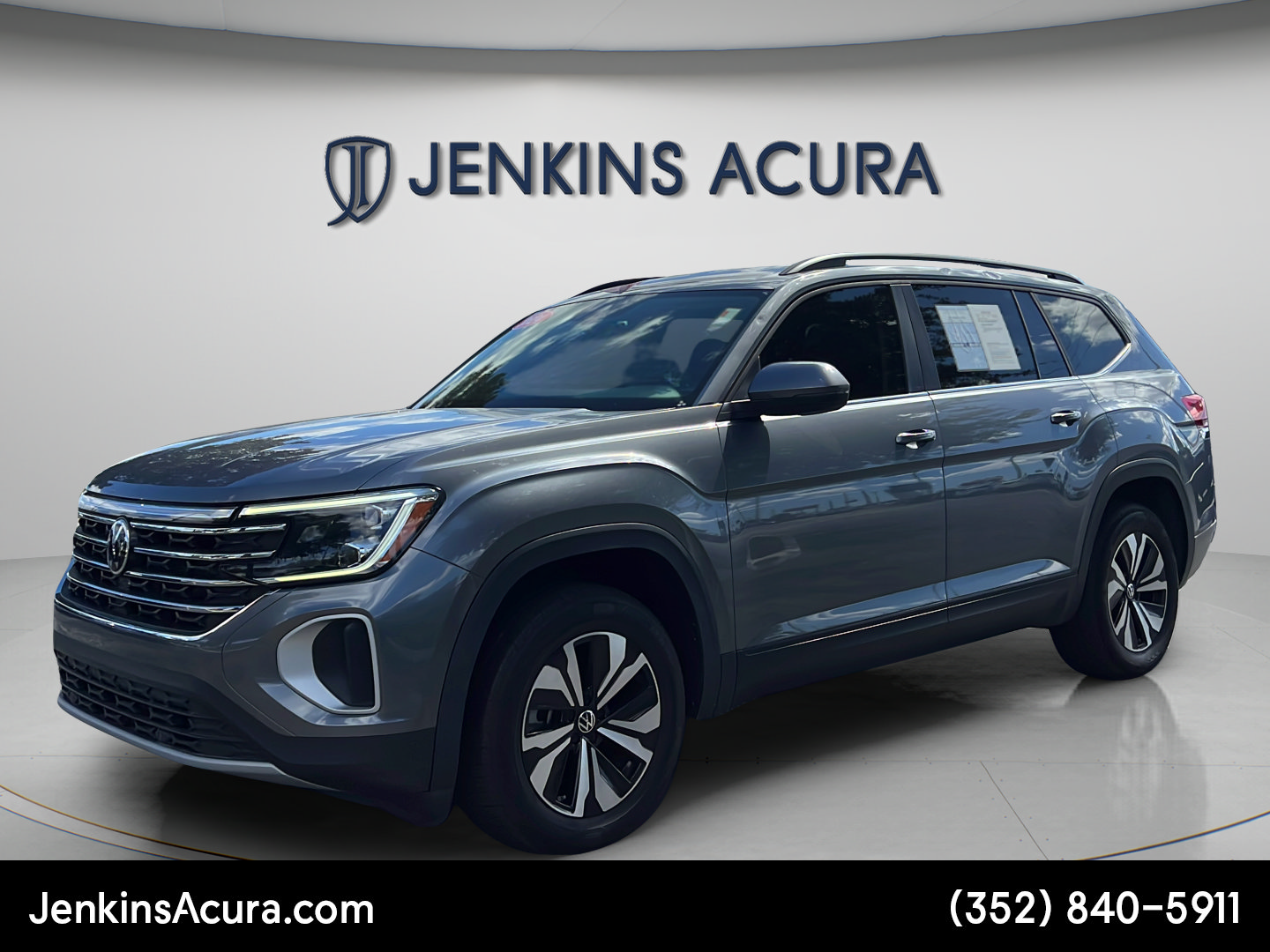 Used 2024 Volkswagen Atlas SE AWD/4WD image 7