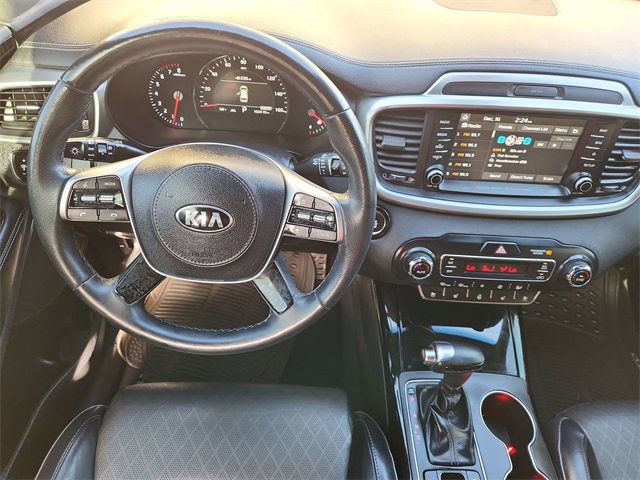 Used 2019 Kia Sorento SX image 11