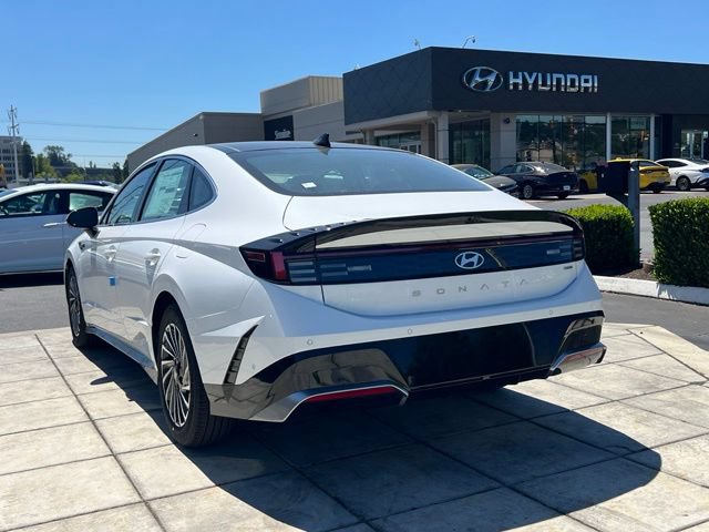 New 2026 Hyundai Sonata Limited FWD image 9