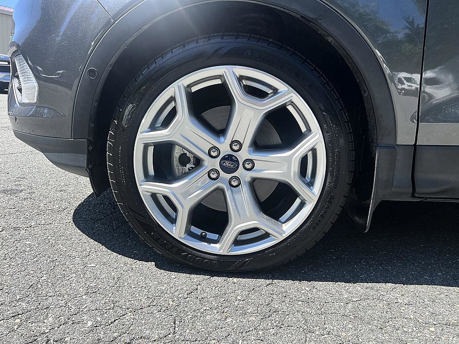 Used 2019 Ford Escape Titanium AWD/4WD image 8