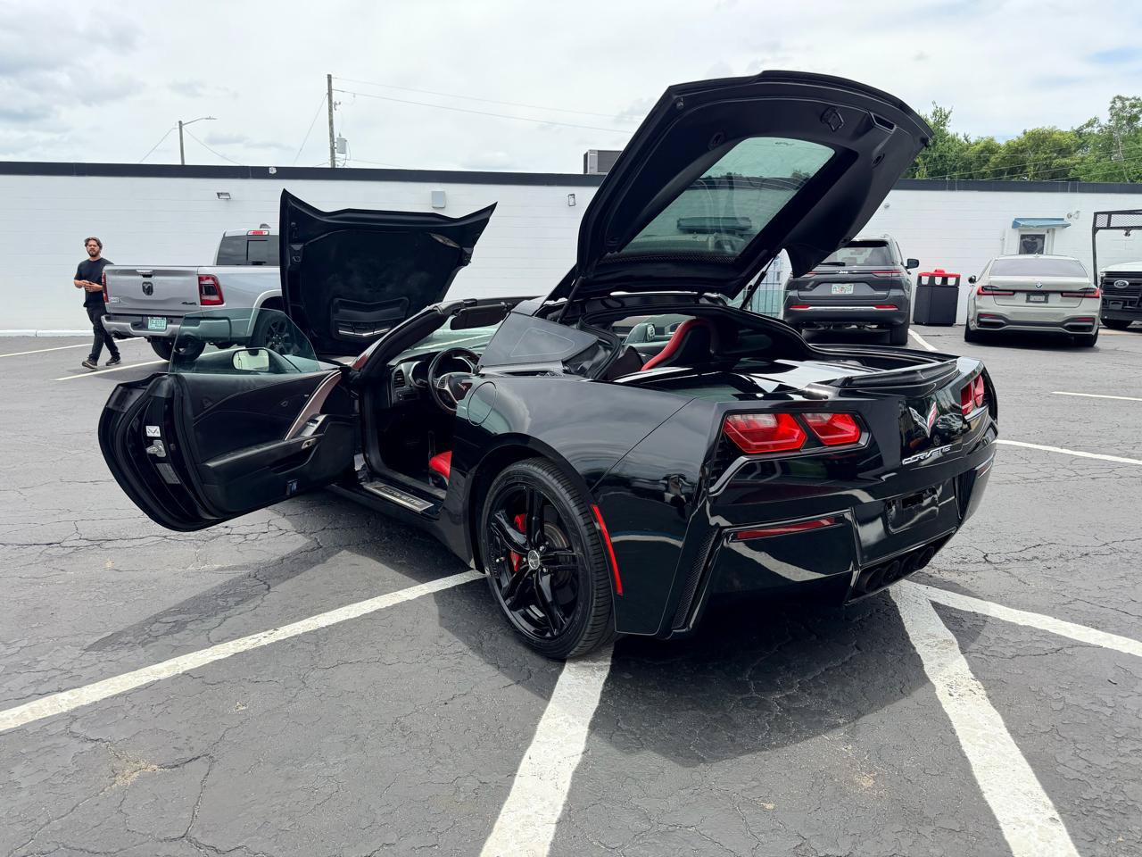 Used 2017 Chevrolet Corvette Stingray Coupe w/ 1LT RWD image 40