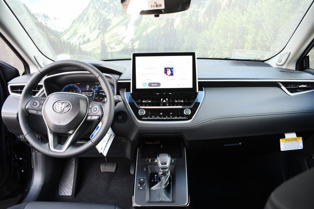 New 2026 Toyota Corolla Cross XLE image 9