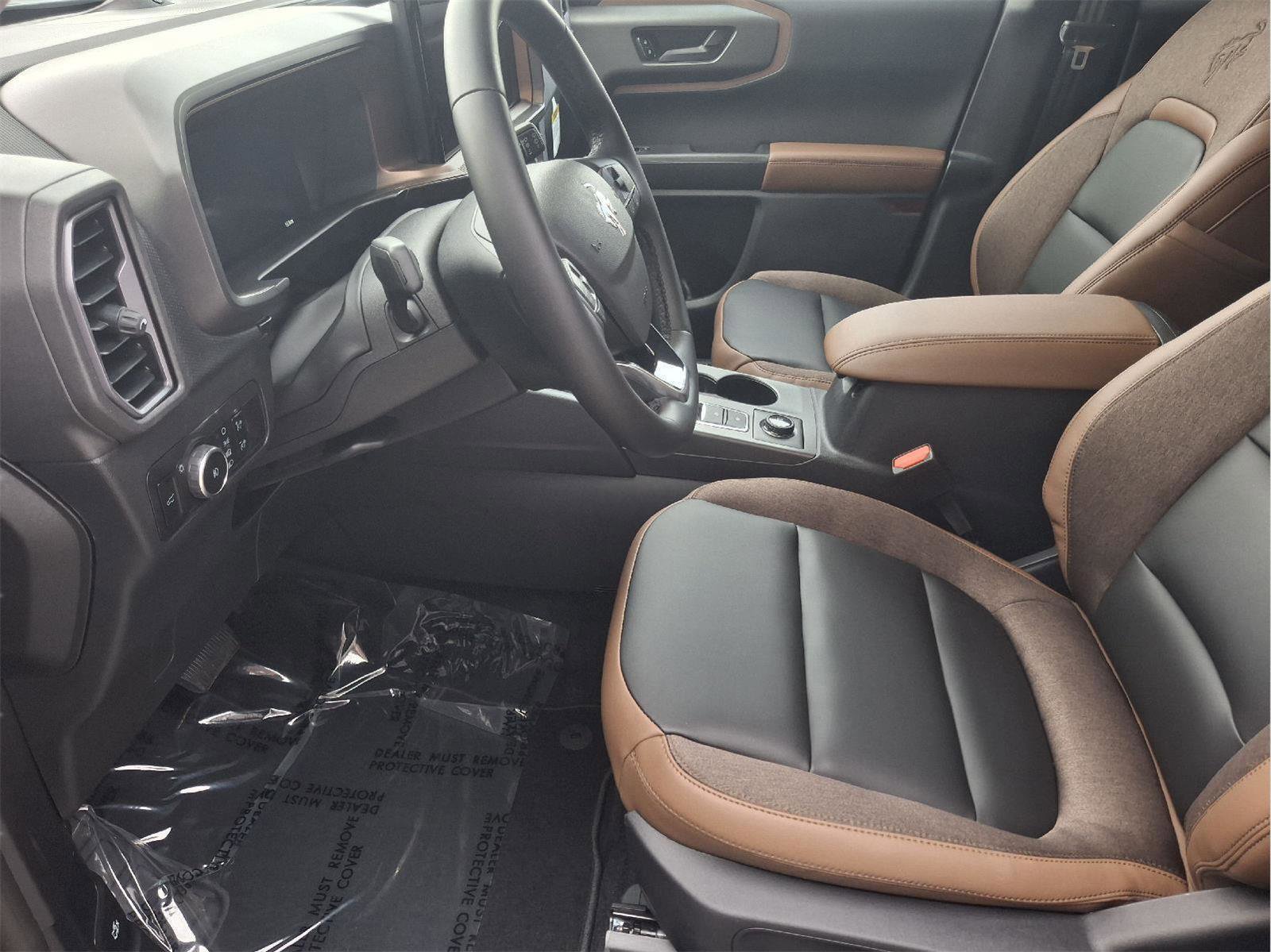 New 2025 Ford Bronco Sport Outer Banks w/ Outer Banks Tech Package+ AWD/4WD image 8