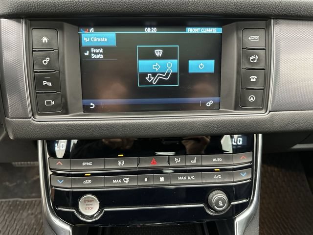 Used 2017 Jaguar XF R-Sport AWD/4WD image 19