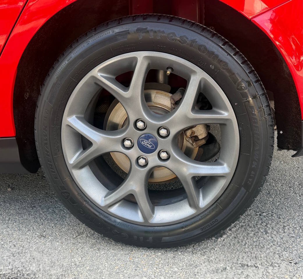 Used 2013 Ford Focus SE FWD image 34