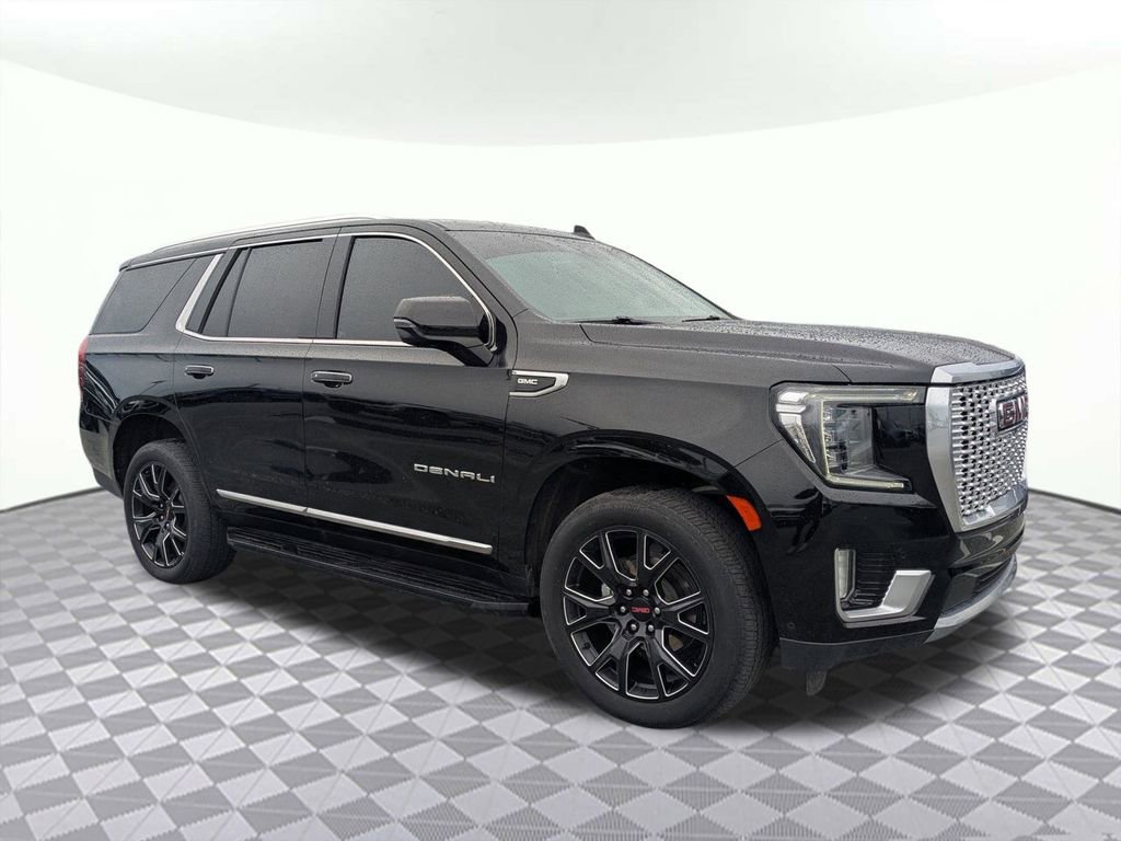 Used 2024 GMC Yukon Denali w/ Advanced Technology Package image 1