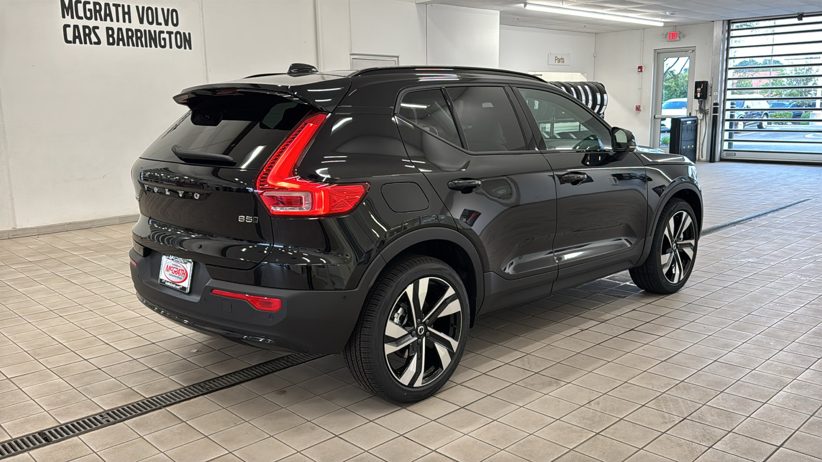 New 2026 Volvo XC40 B5 Ultra w/ Protection Package Premier AWD/4WD image 5