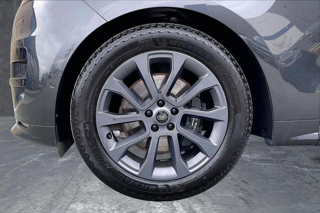 Used 2023 Land Rover Range Rover Sport SE Dynamic image 33