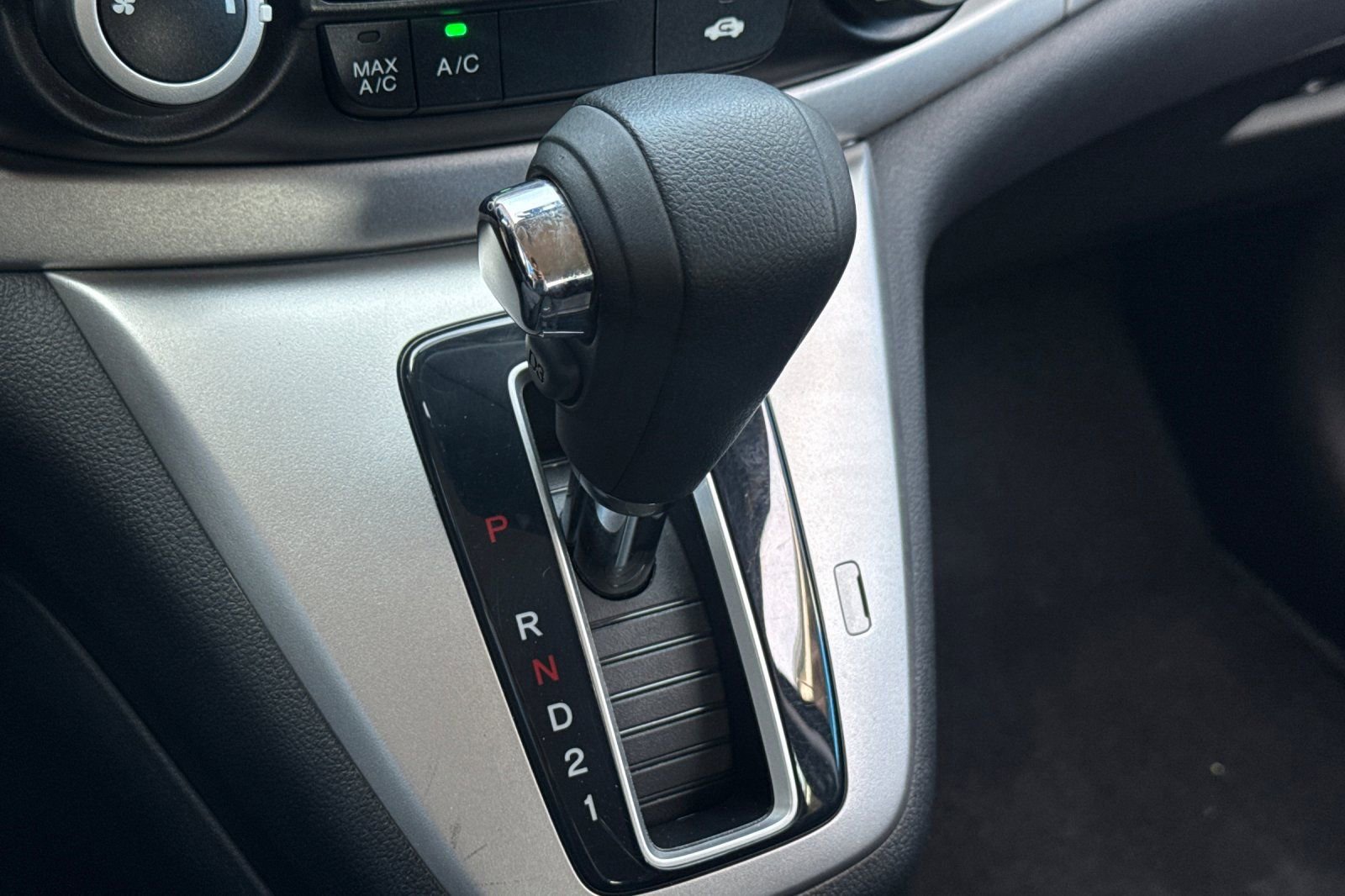 Used 2012 Honda CR-V LX image 21