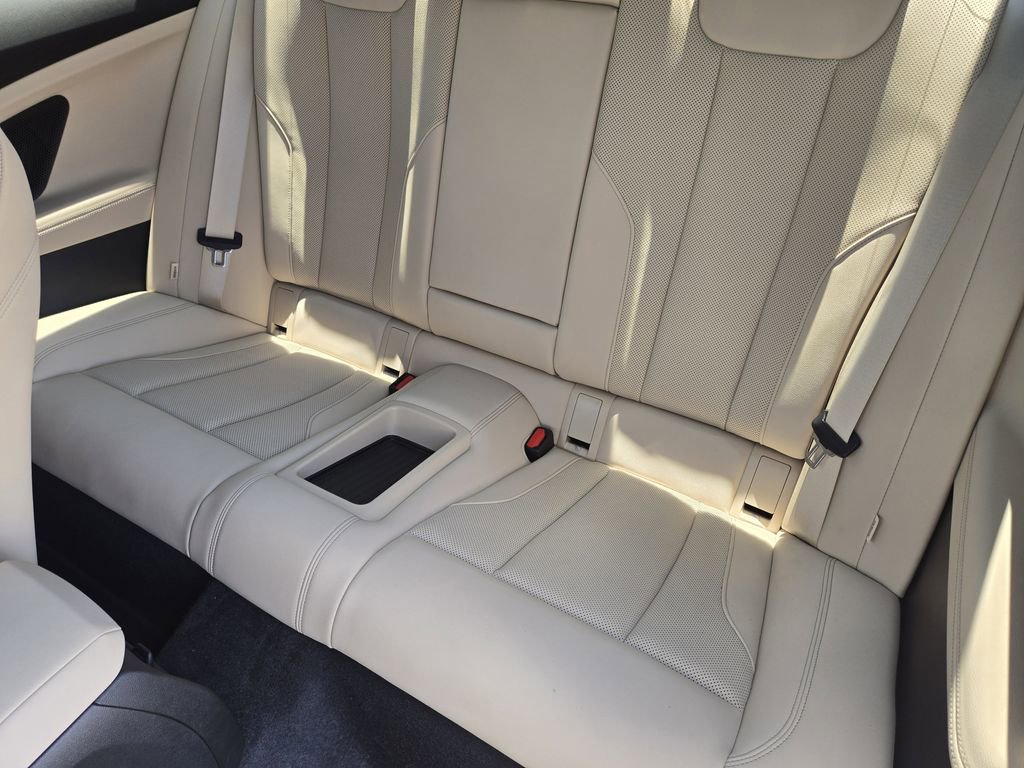 Used 2024 BMW 230i Coupe w/ Premium Package RWD image 30
