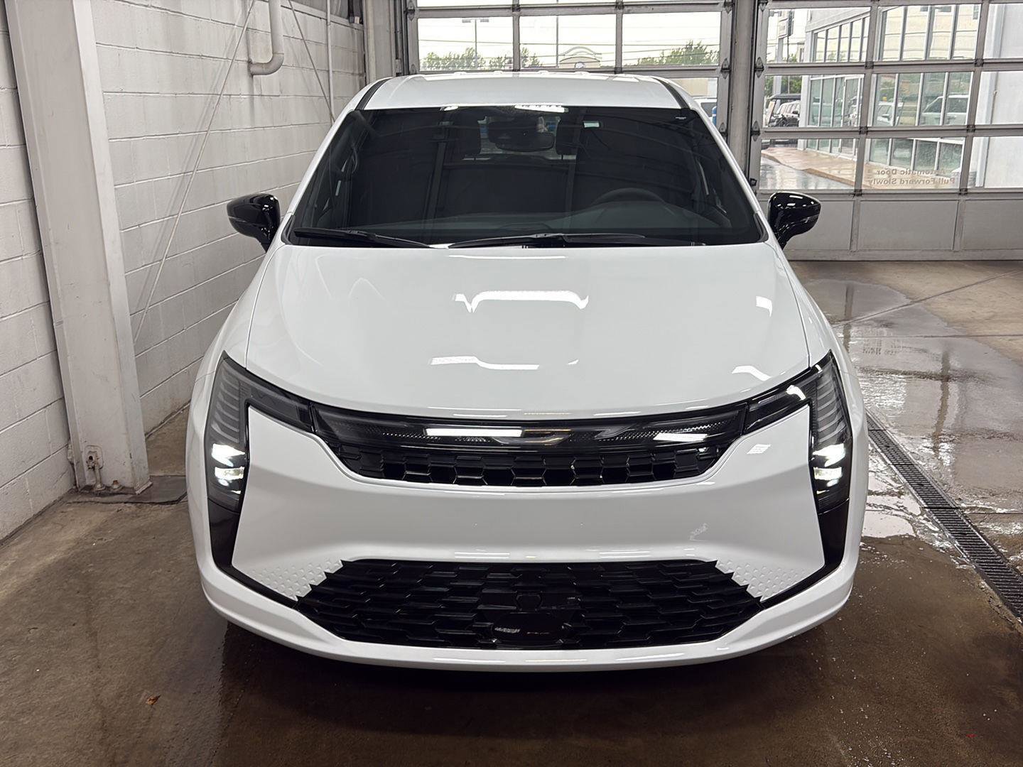 New 2027 Chrysler Pacifica Select FWD image 46