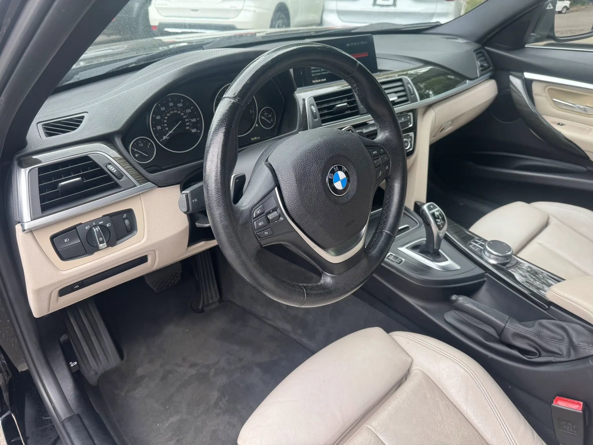 Used 2018 BMW 330i Sedan w/ Convenience Package RWD image 16