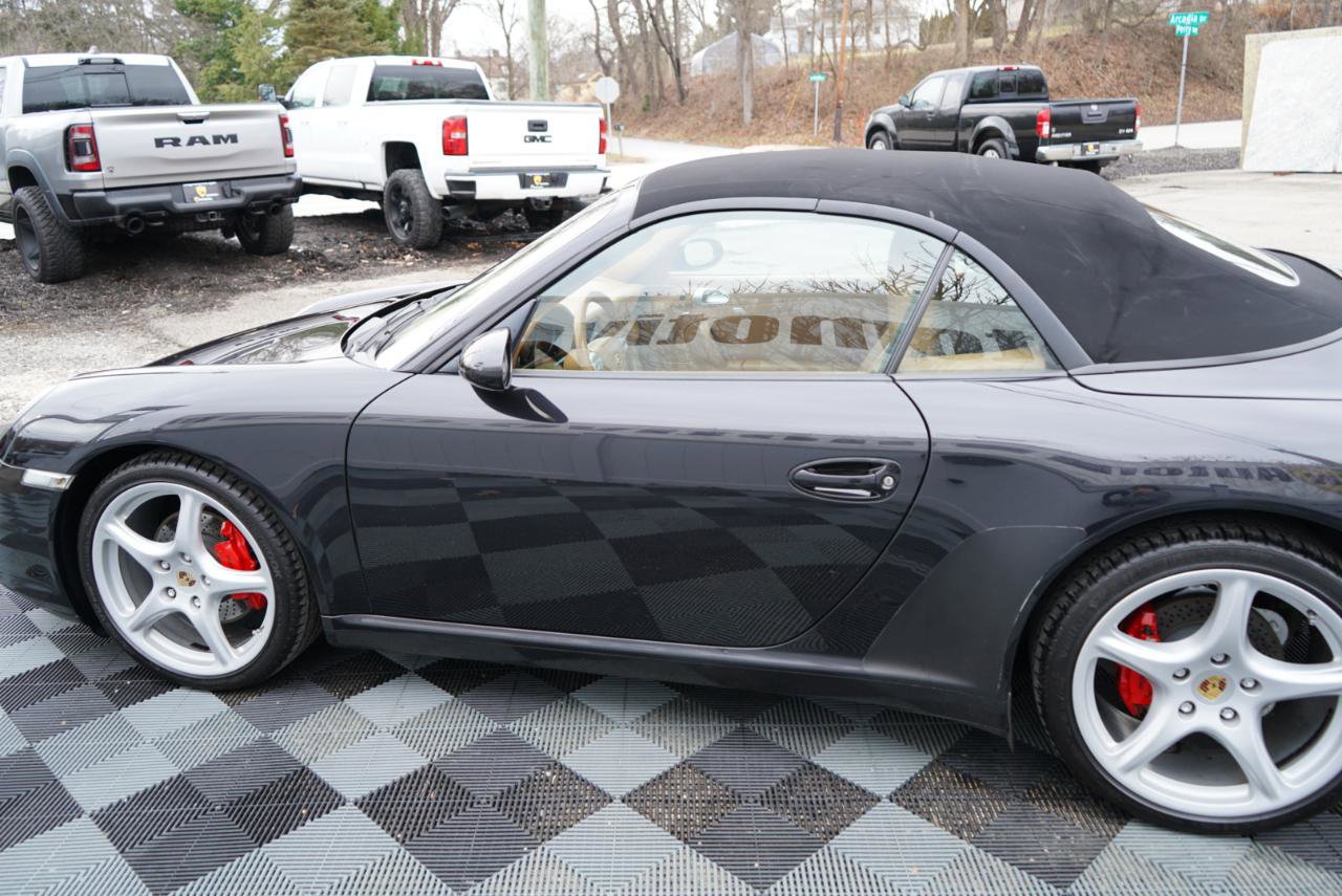 Used 2005 Porsche 911 Carrera image 10
