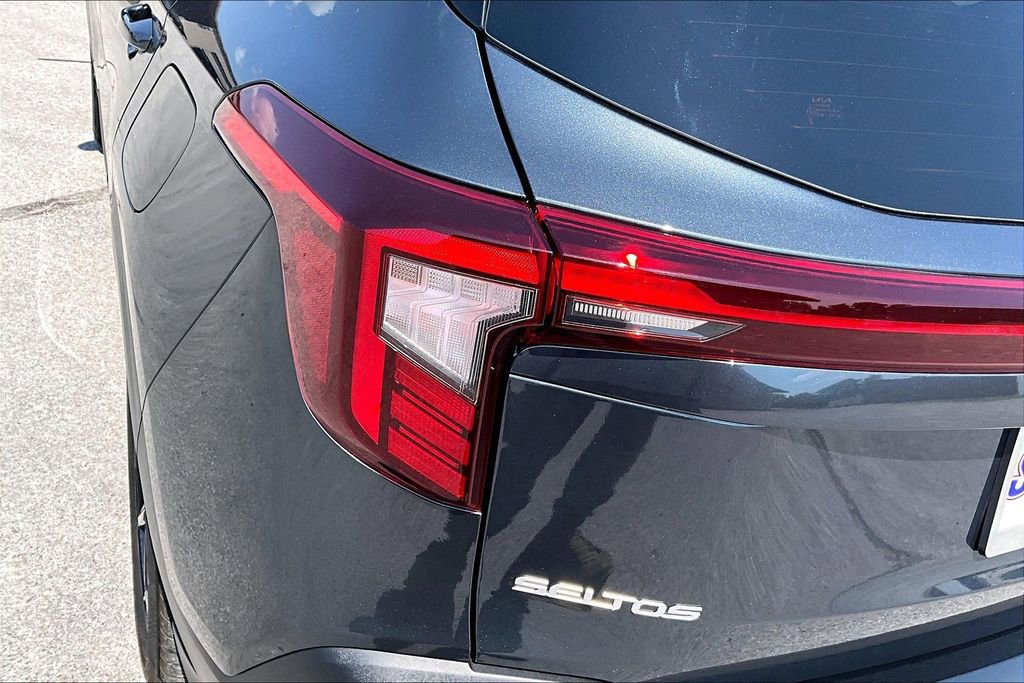 Used 2026 Kia Seltos S FWD image 22