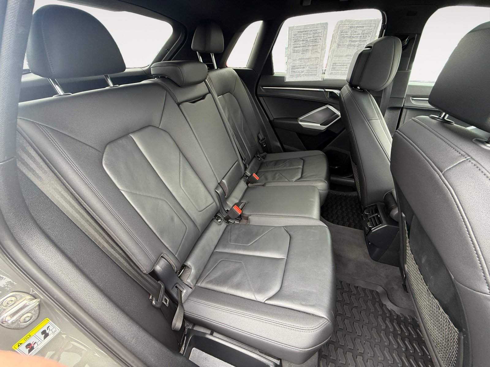 Used 2020 Audi Q3 2.0T Premium Plus w/ Premium Plus Package image 18