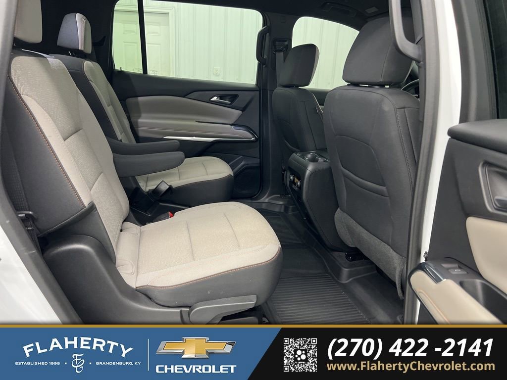 Used 2024 Chevrolet Traverse LT FWD image 13