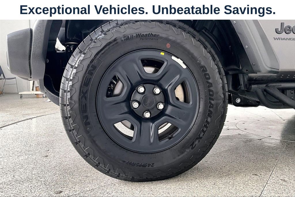 Used 2025 Jeep Wrangler Sport AWD/4WD image 10