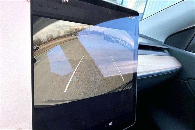 Used 2021 Tesla Model Y Long Range image 13