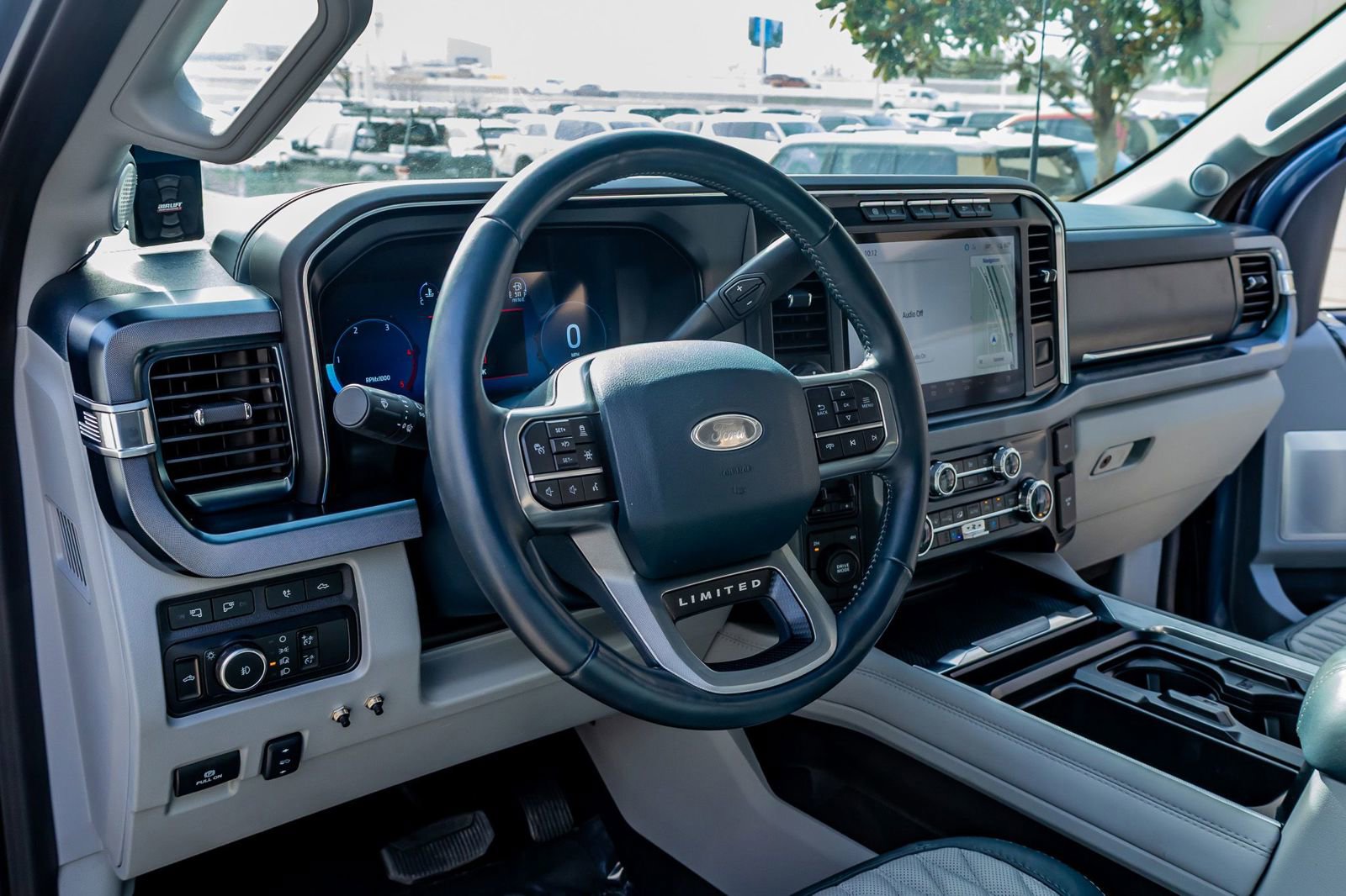 Used 2023 Ford F350 Limited w/ FX4 Off-Road Package image 16