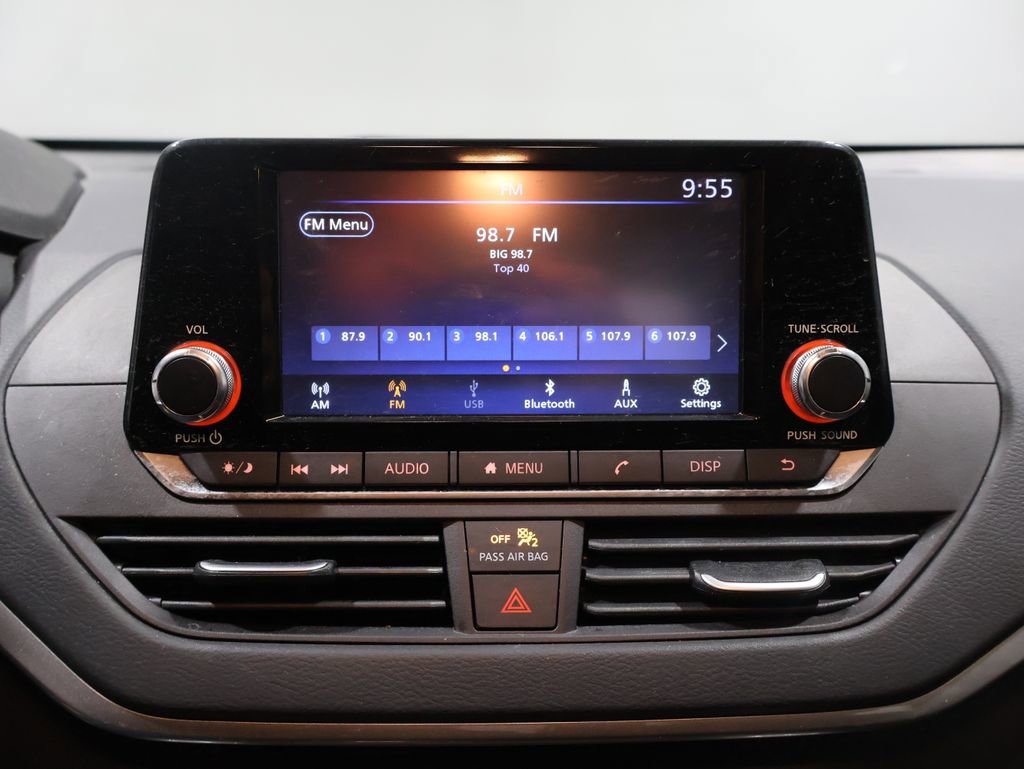 Used 2024 Nissan Altima 2.5 S FWD image 21
