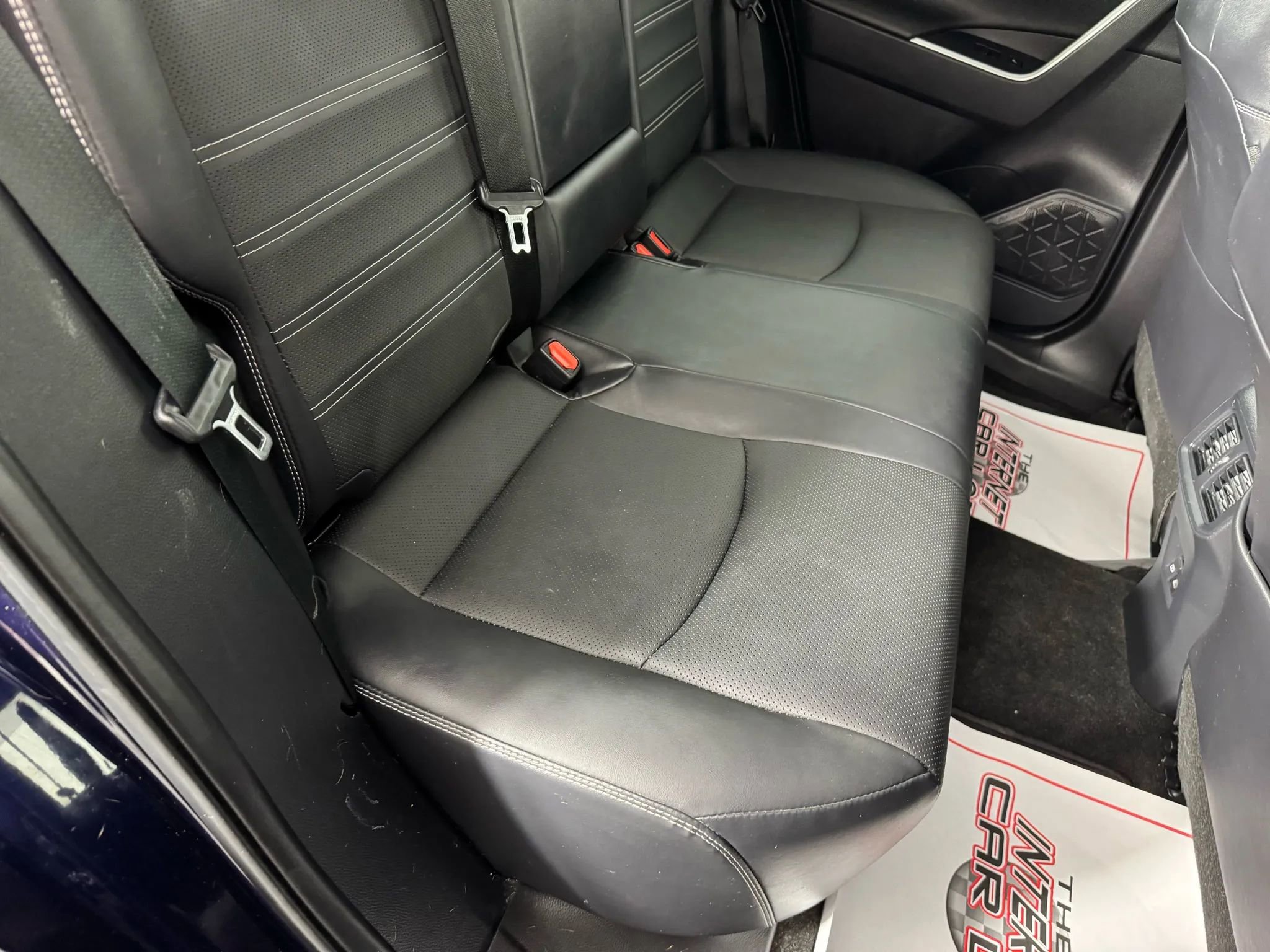 Used 2023 Toyota RAV4 Limited FWD image 39