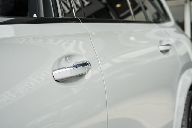 New 2026 Mercedes-Benz GLS 580 4MATIC image 16