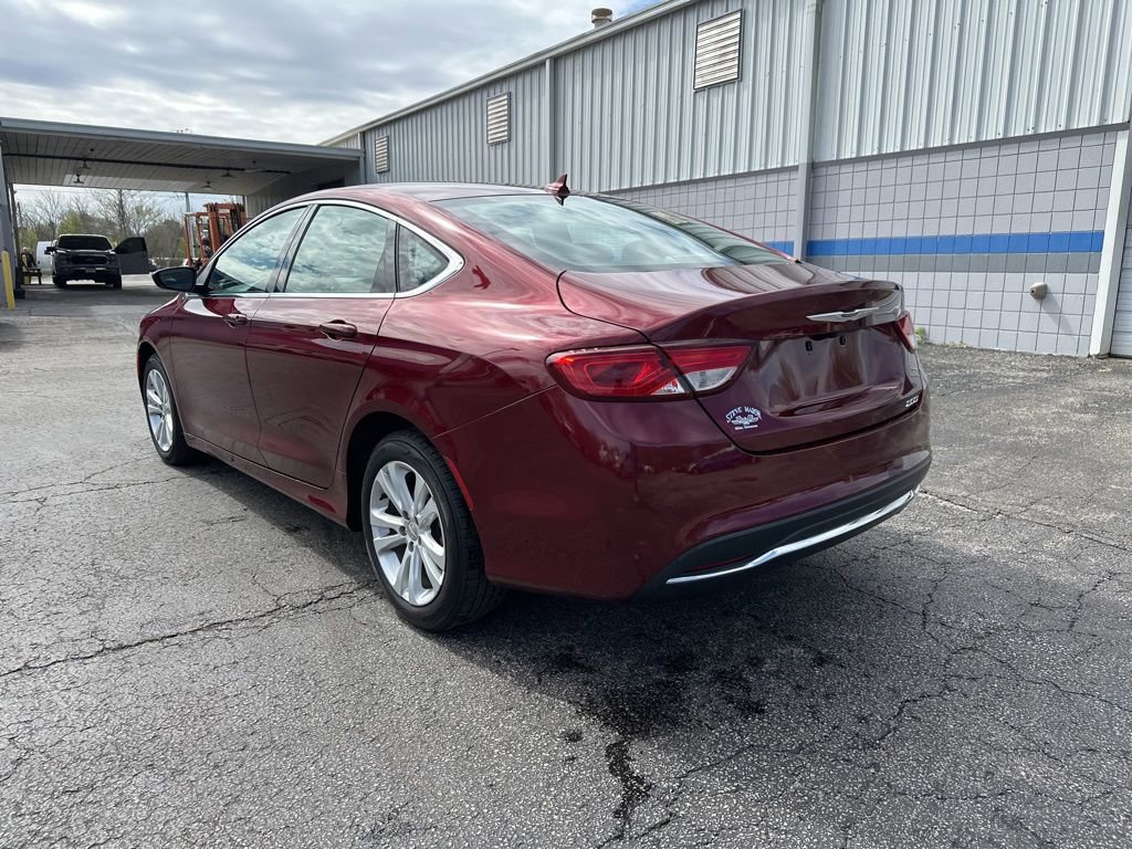Used 2017 Chrysler 200 Limited Platinum w/ Comfort & Convenience Group image 5