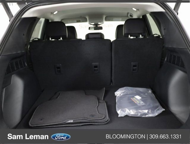New 2025 Ford Escape SE w/ PHEV Premium Package image 22