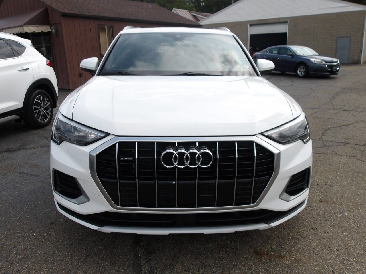Used 2019 Audi Q3 2.0T Premium image 9